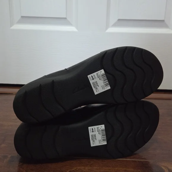 Clarks Collection Women's Cheyn Zoe Black Leather Ankle Boots Size 8W Comfort - Picture 10 of 12